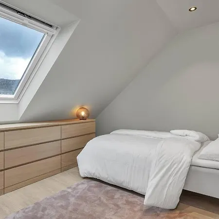 Holiday home Unik Bergensperle: Luksus, Romslig & Sentralt!